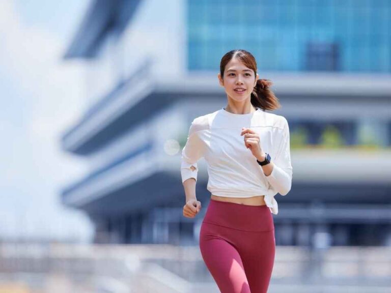 ランニングはジャンクフードで傷ついた脳の回復し、うつ病様を軽減！科学が証明した驚きの効果！